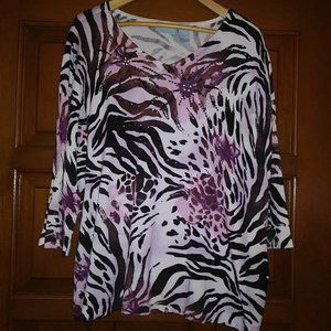 3XL (26/28W) Liz & Me 3/4 sleeved black/purple/pink/white jungle print sweater